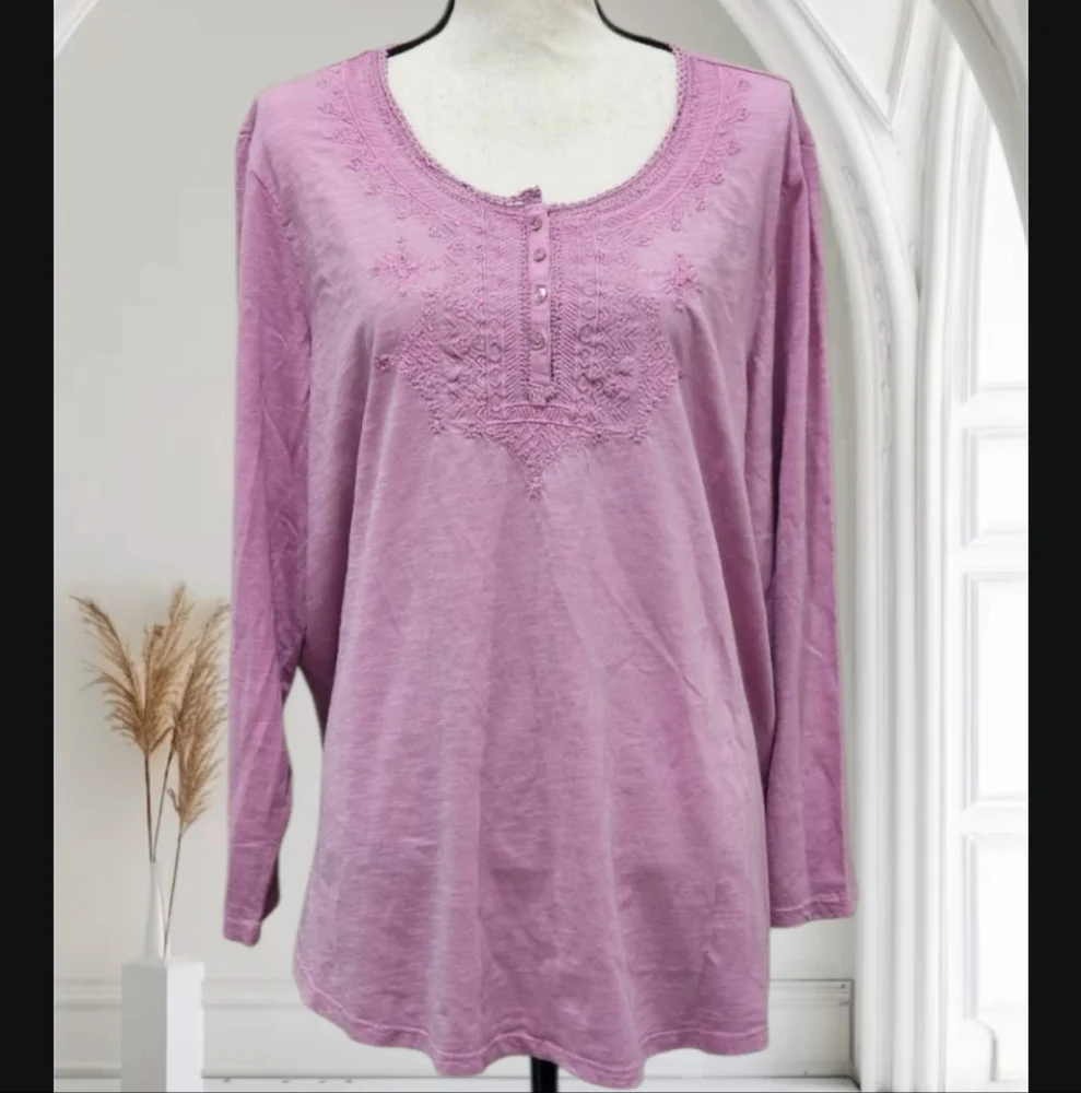 Coldwater Creek Pink Embroidered  Lo G Sleeve Top